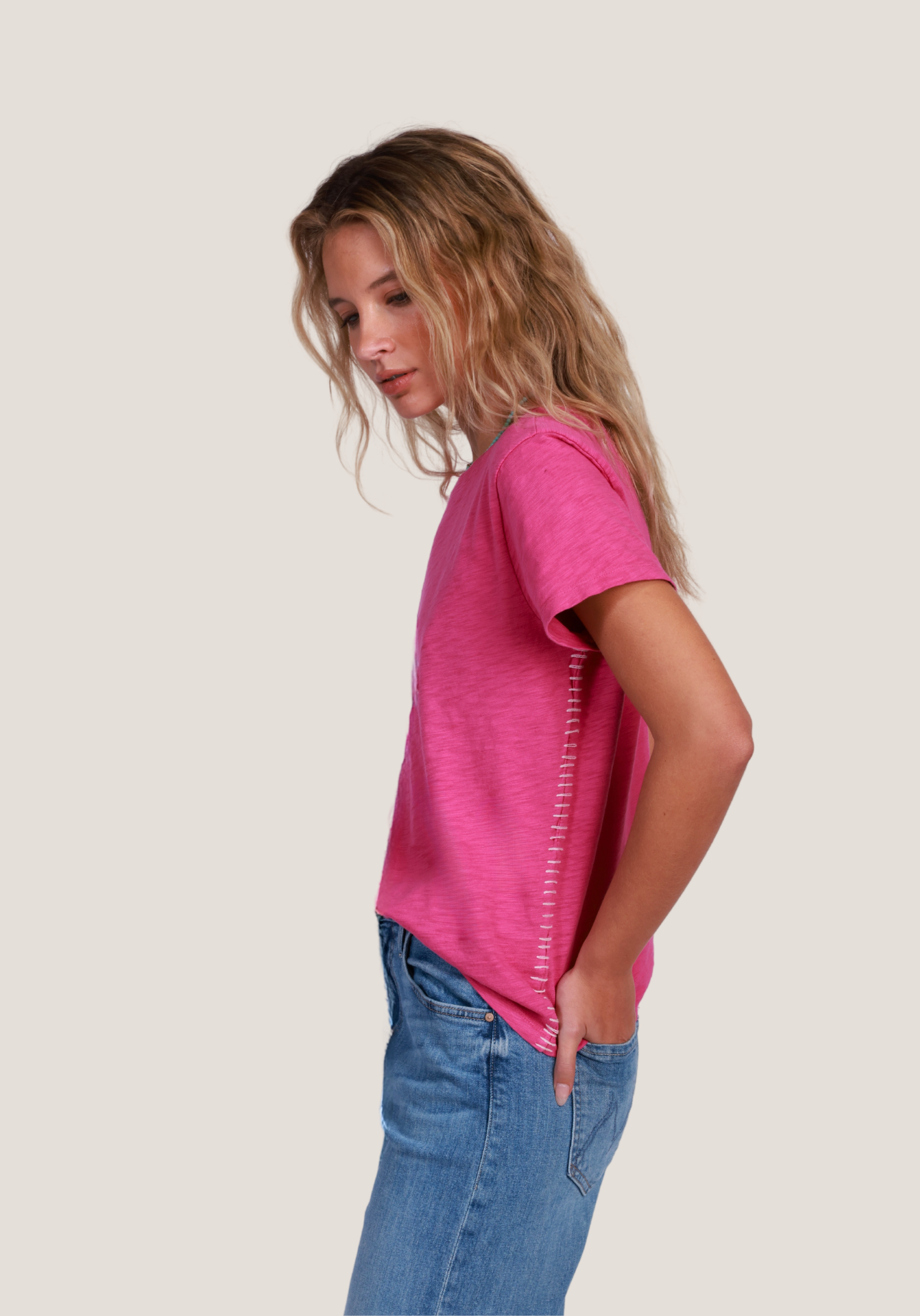 Crew w/ contrast stitch