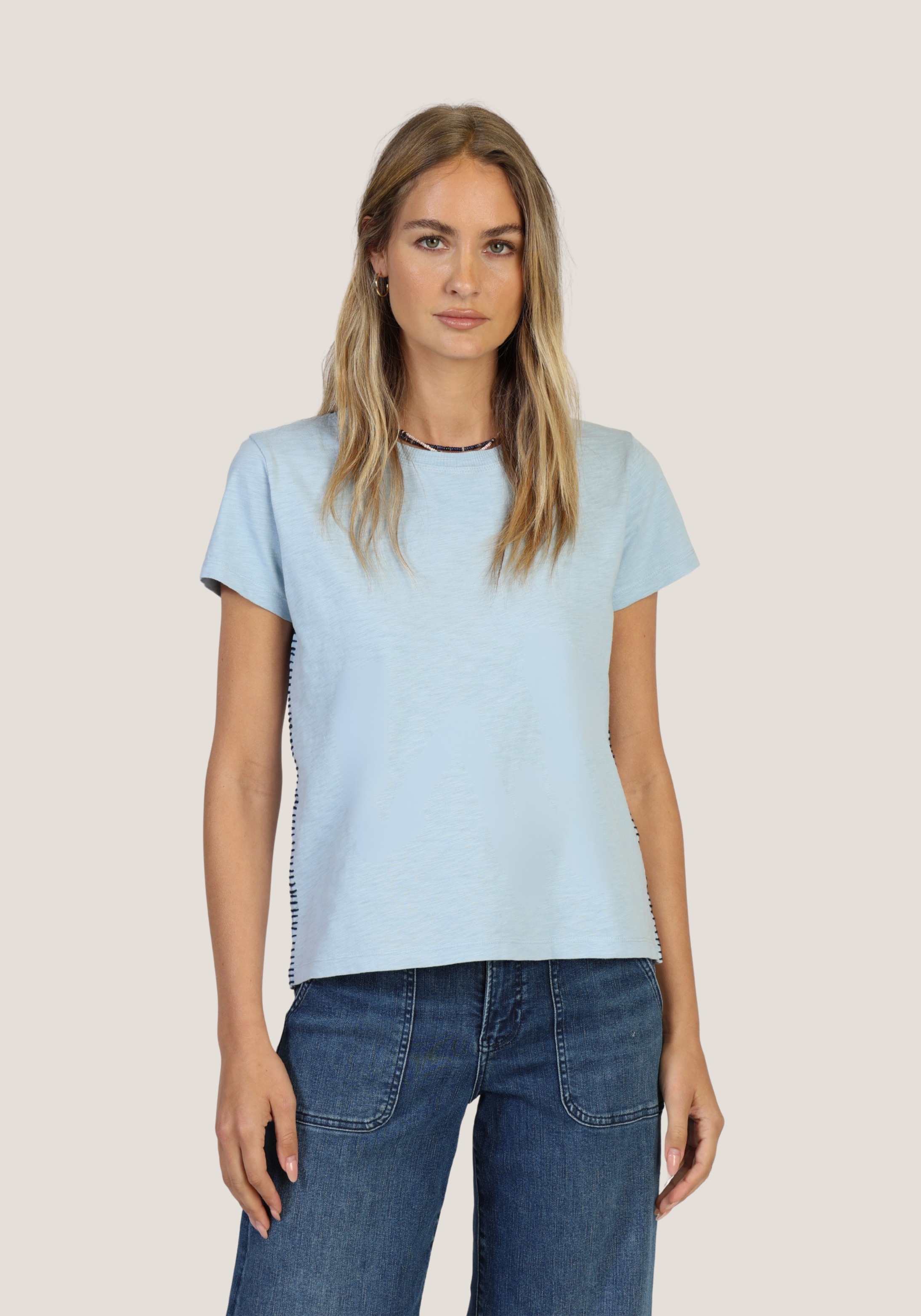 Crew w/ contrast stitch