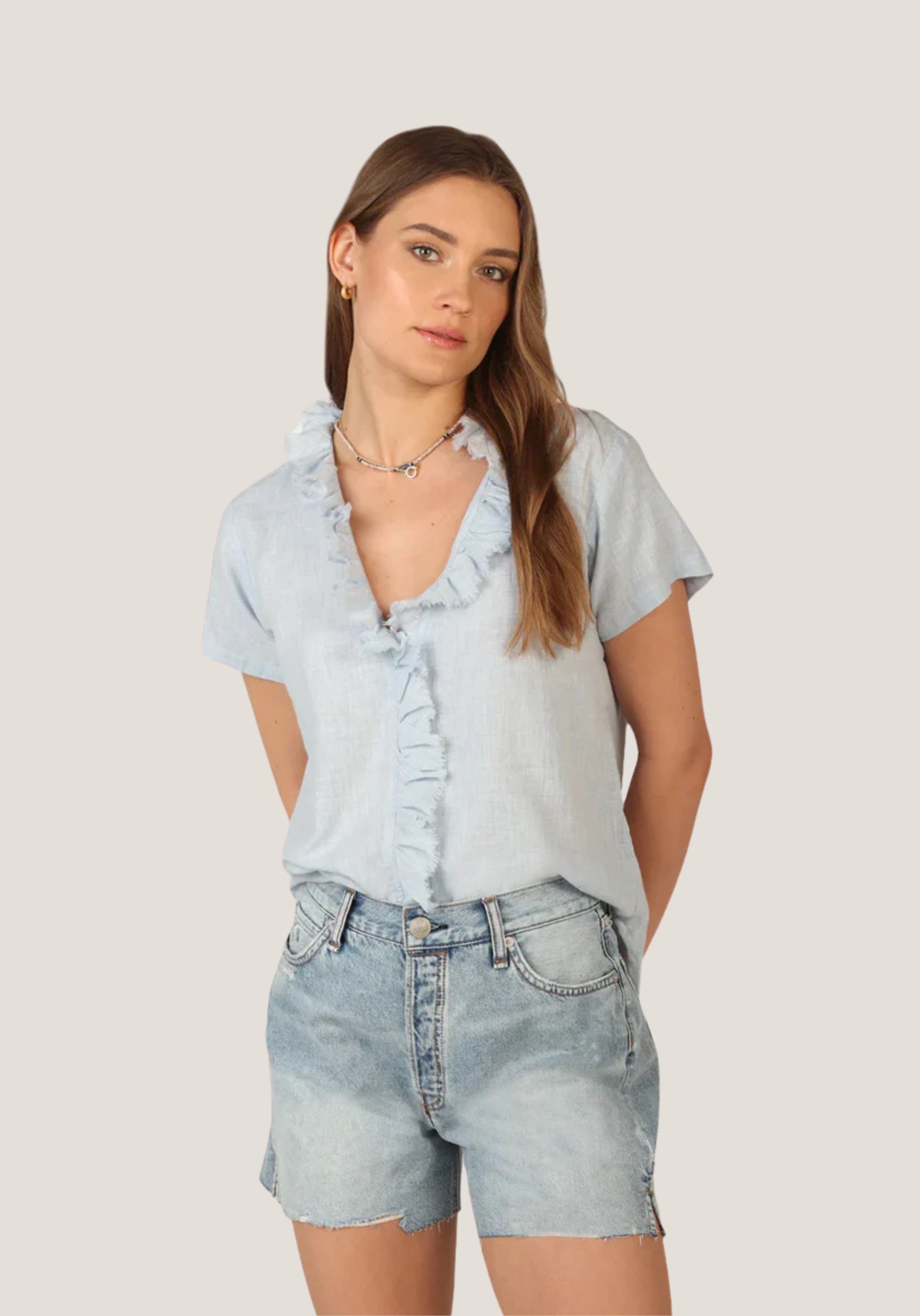 Everly S/S Ruffle Blouse