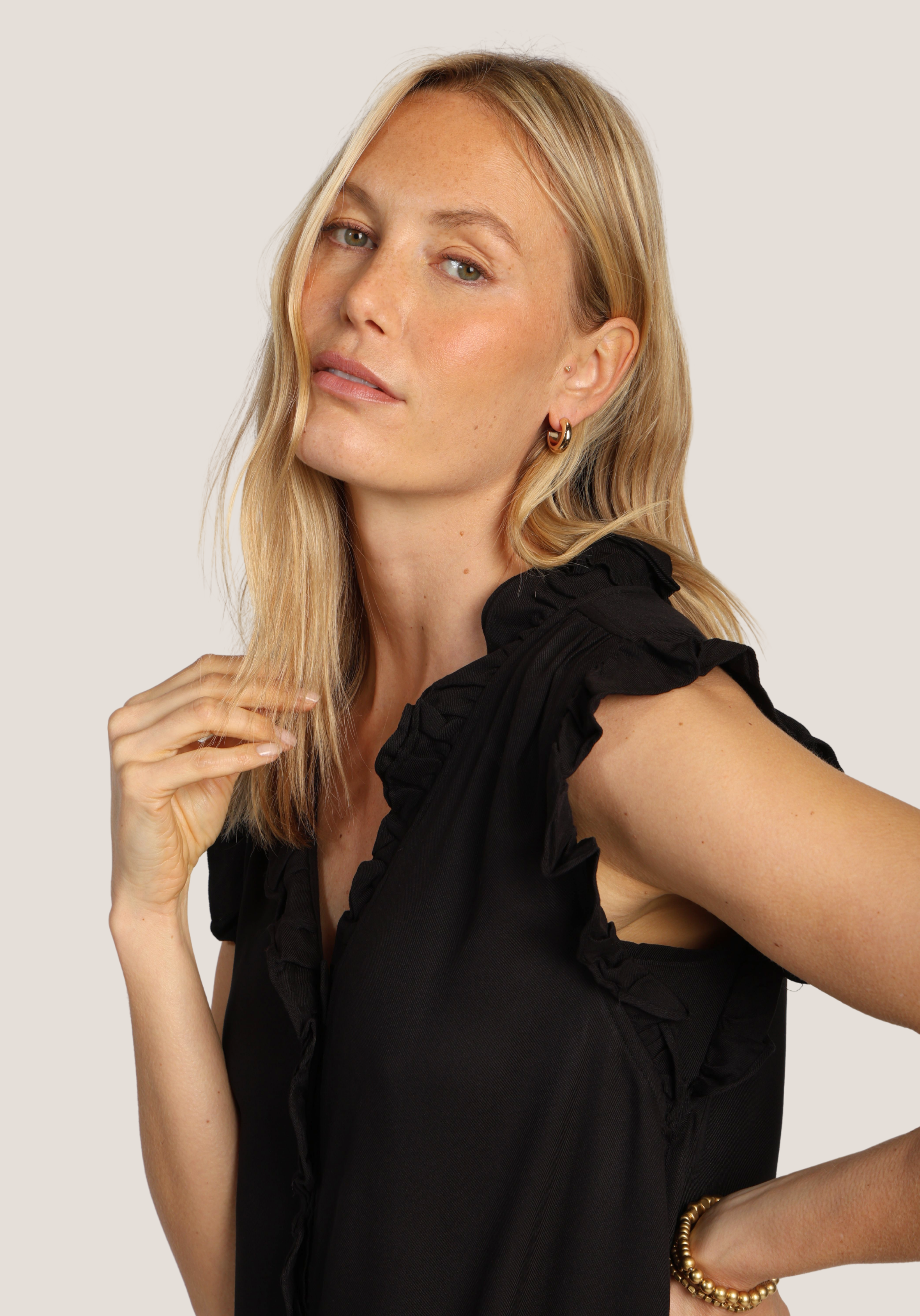 Lilly Ruffle Dress w/ pockets