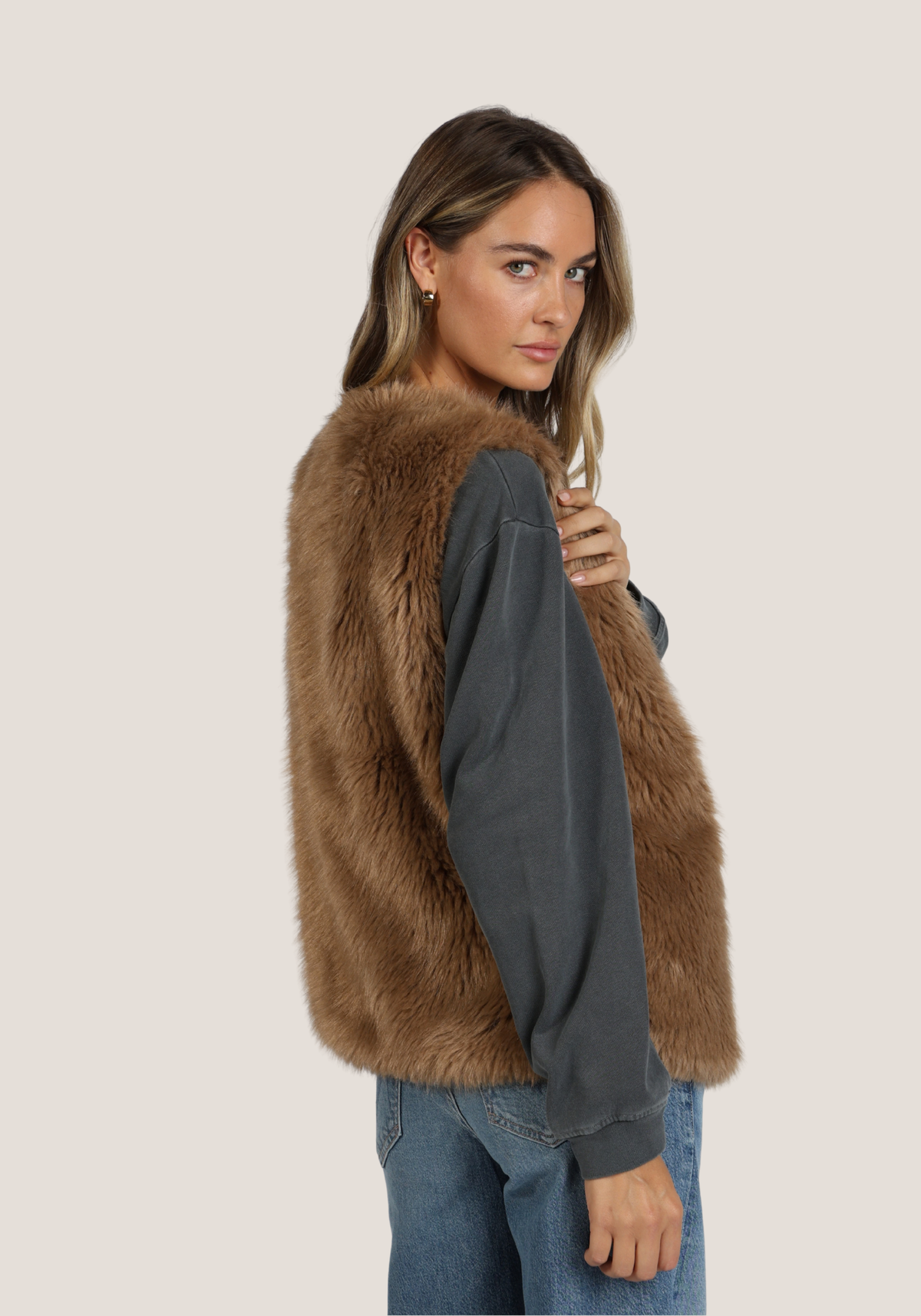 Ava Vest