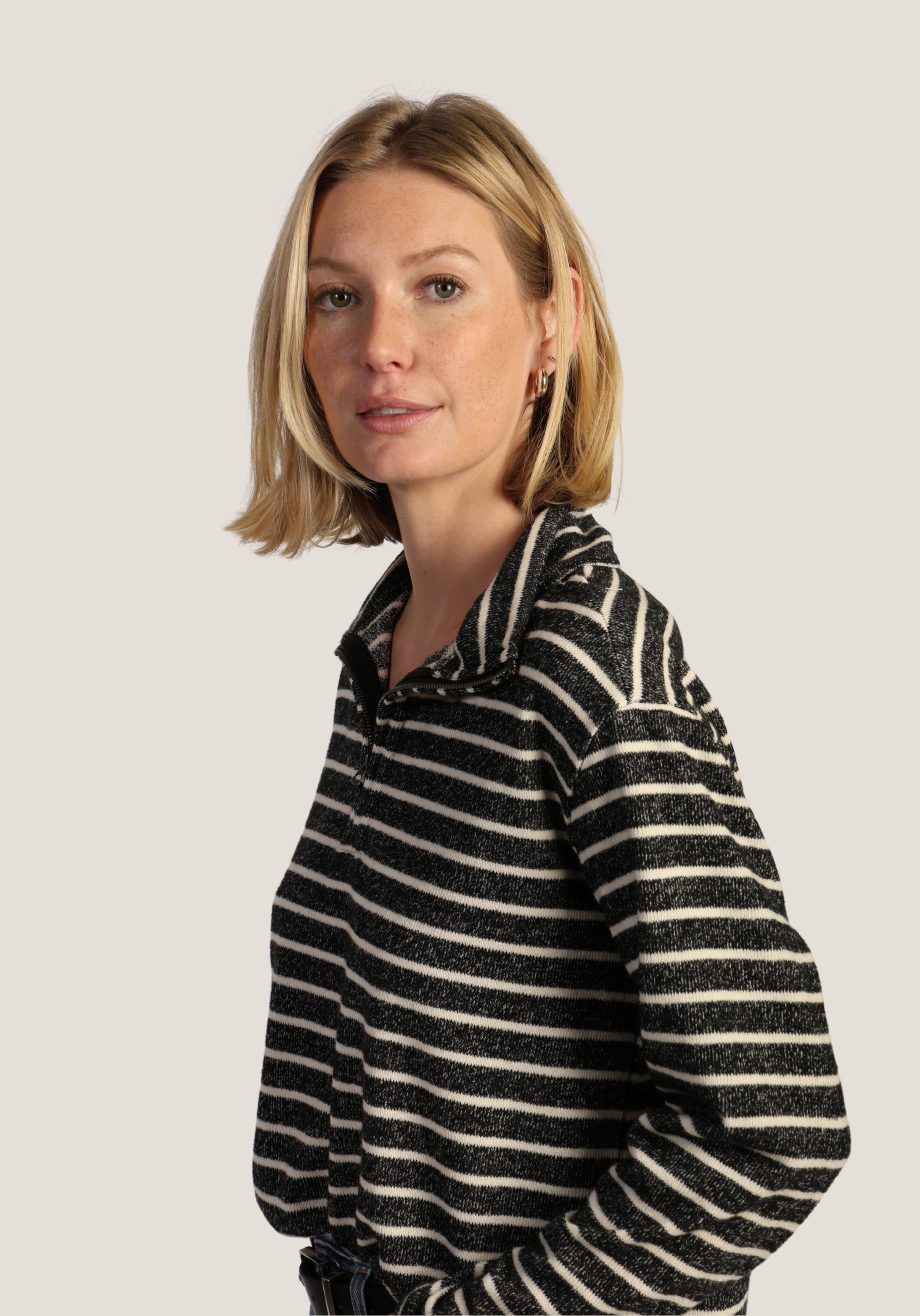 Zip Pullover