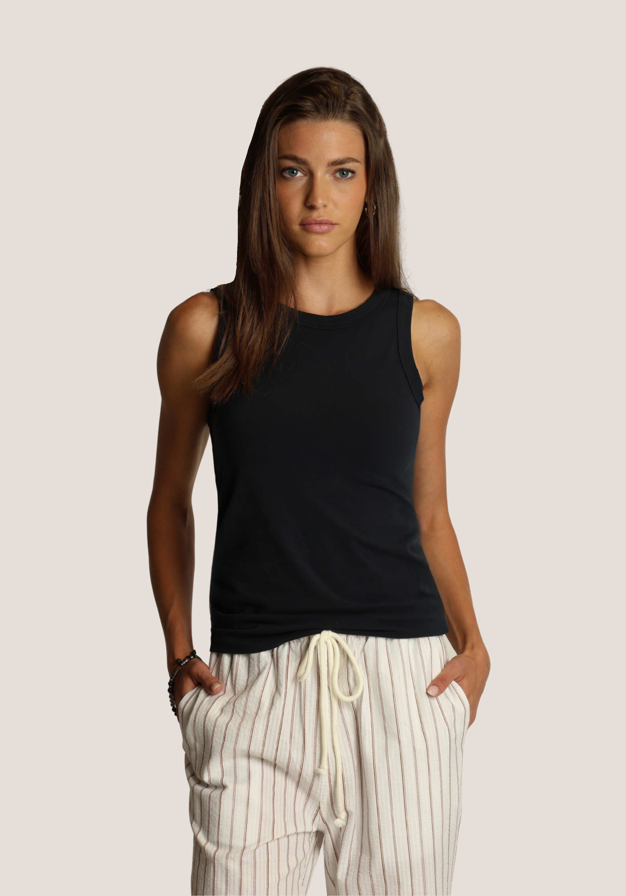 Essential Tank