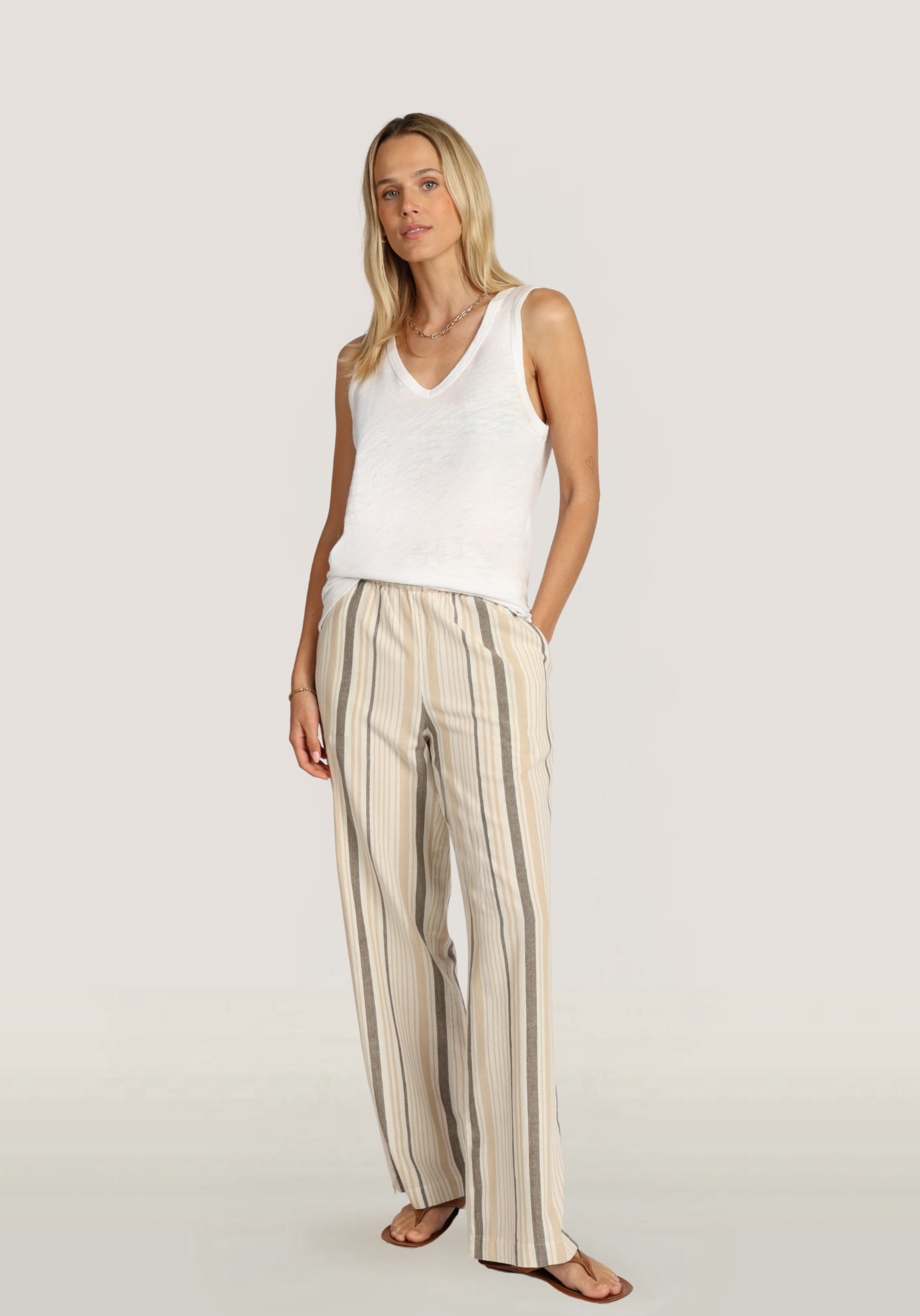 Modern Deep V-Sleeveless