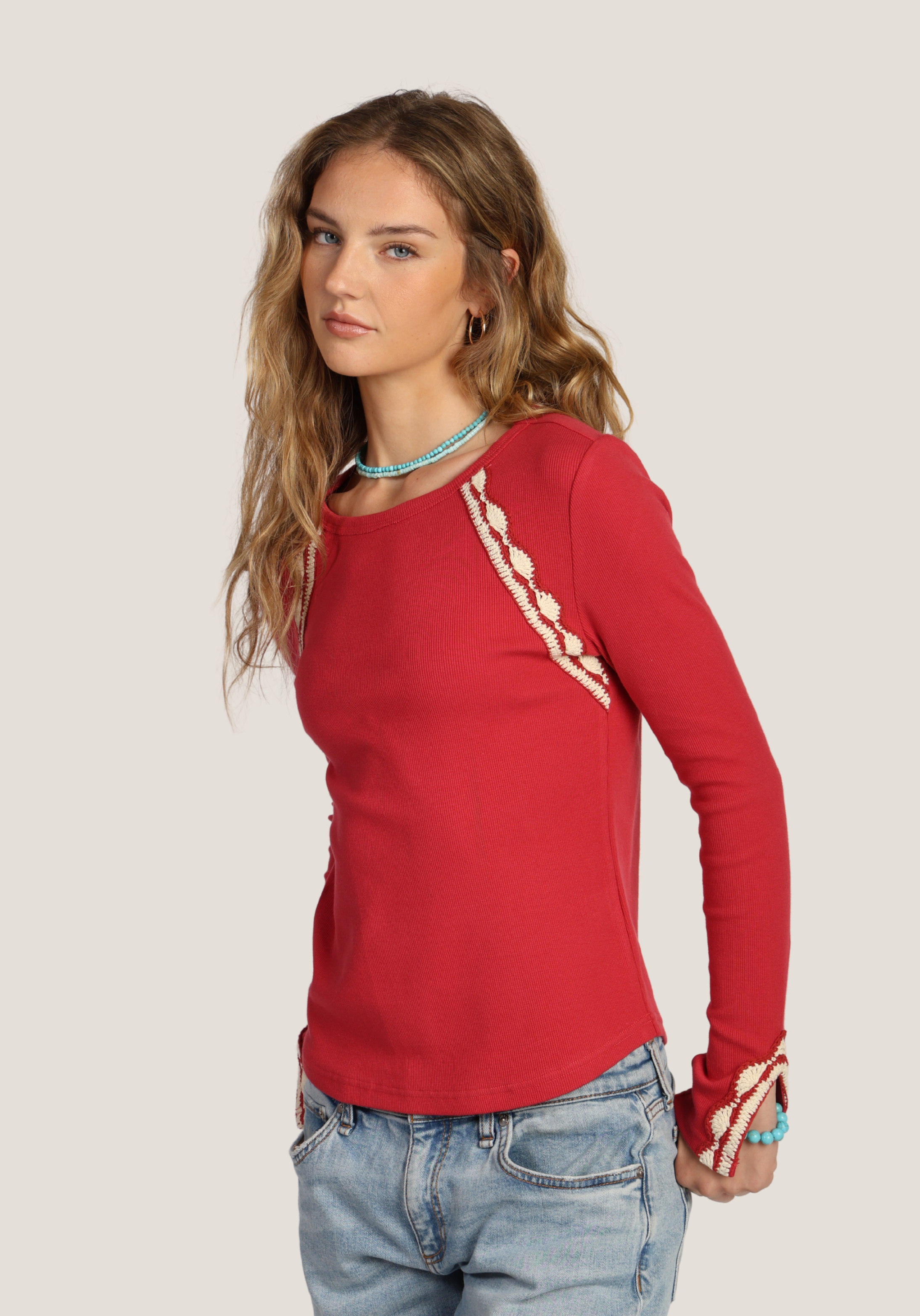 Beau Crochet Tee