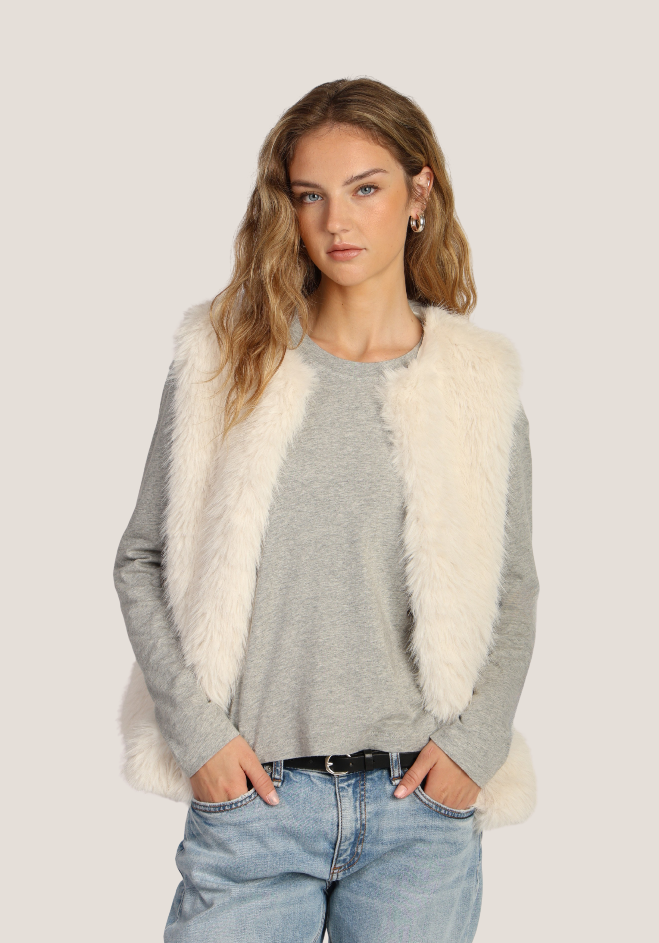Ava Vest