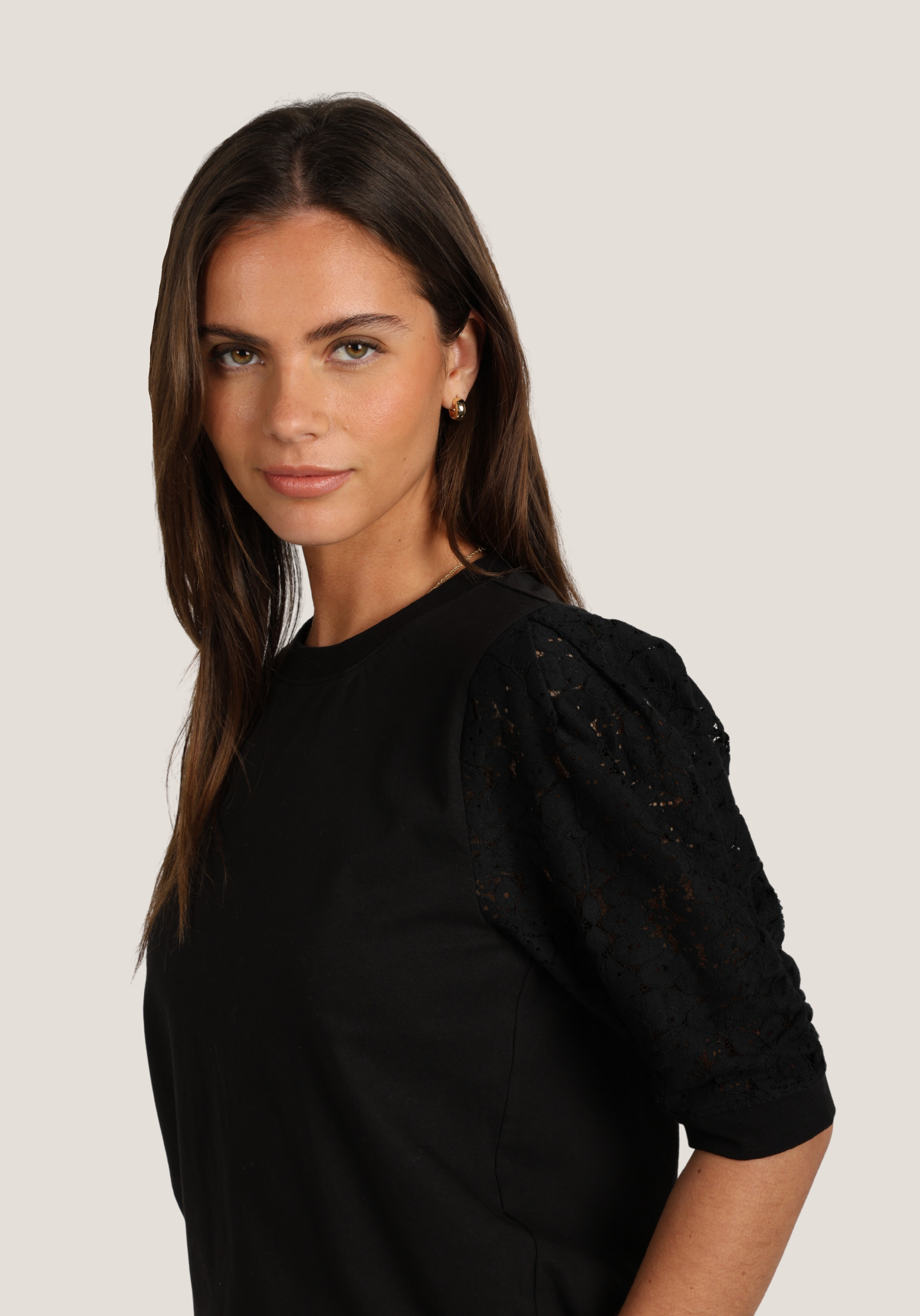 Bella Blouse