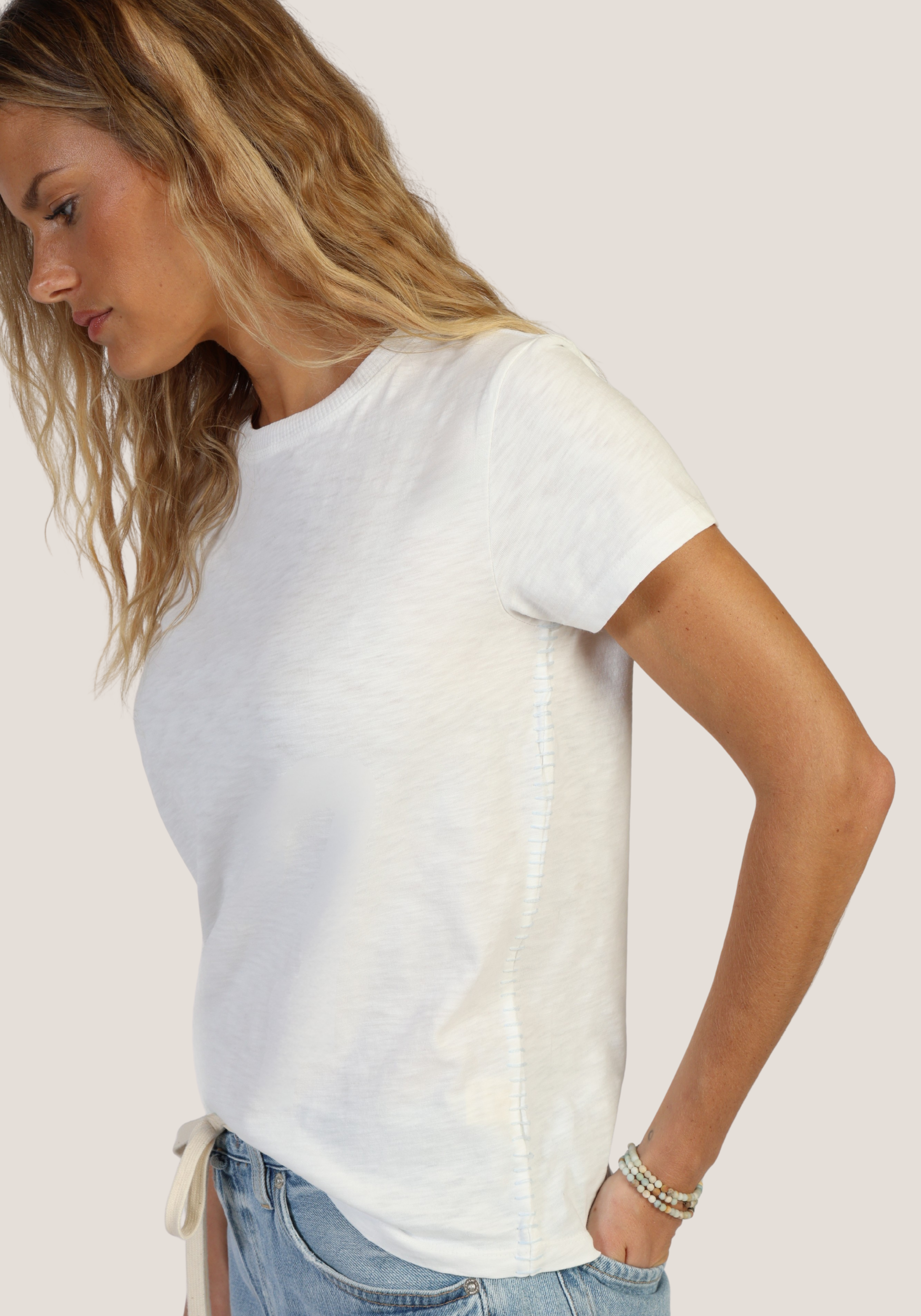 Crew w/ contrast stitch