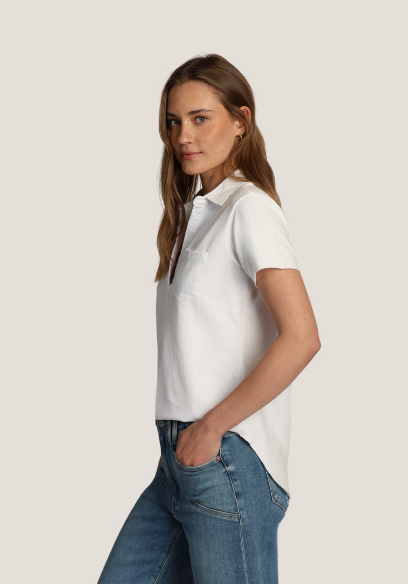 TWS-261TP3371 WHITE&NAVY SCALLOPED POLO TOP