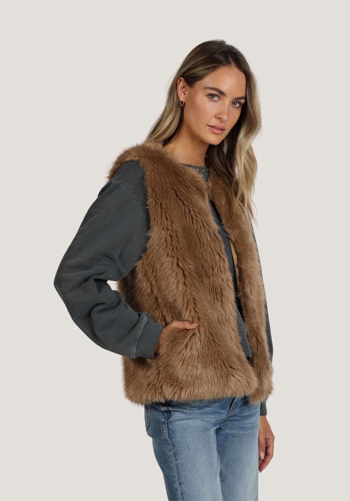 Ava Vest