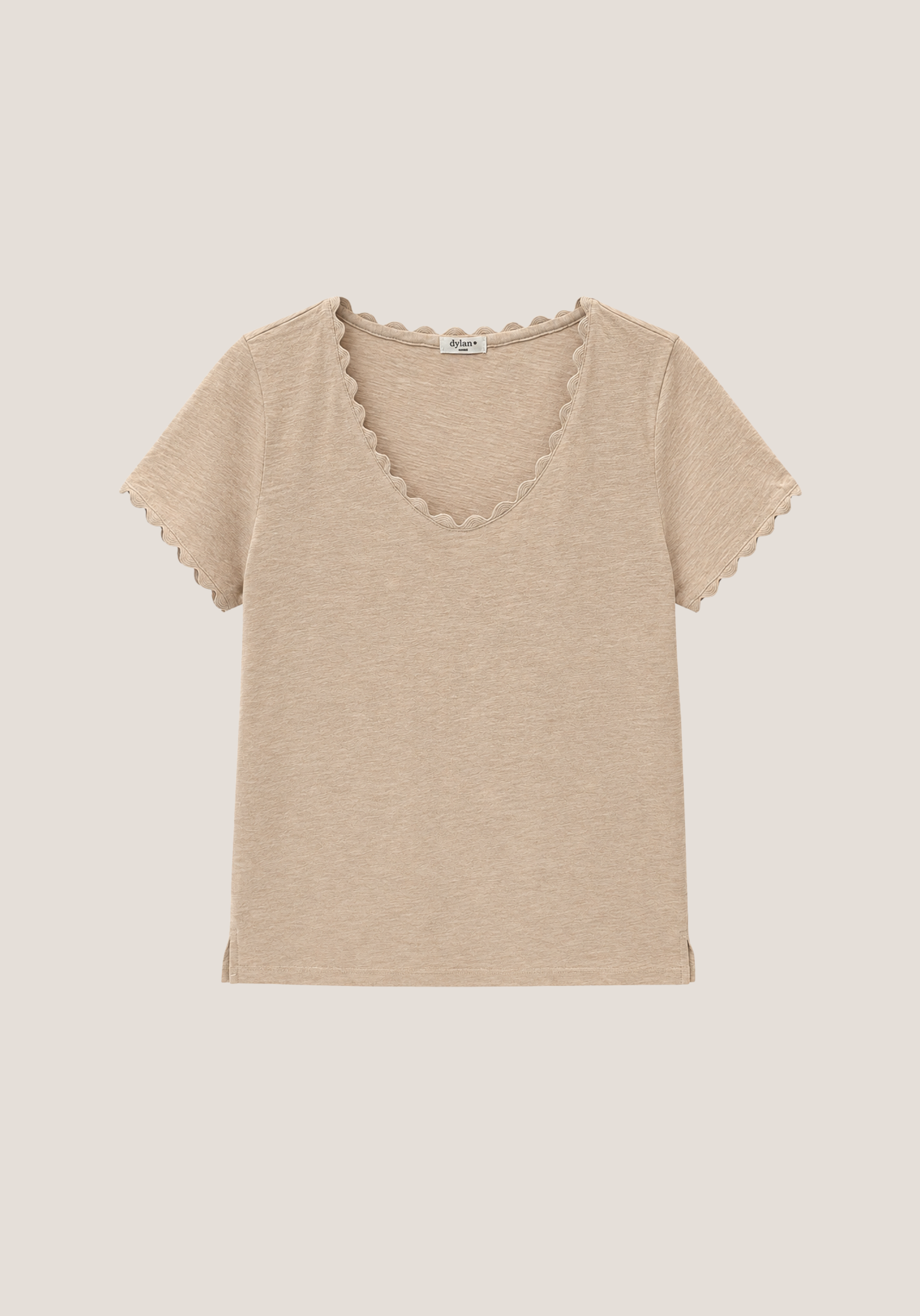 Ric-Rac Tee w/ Side Slits