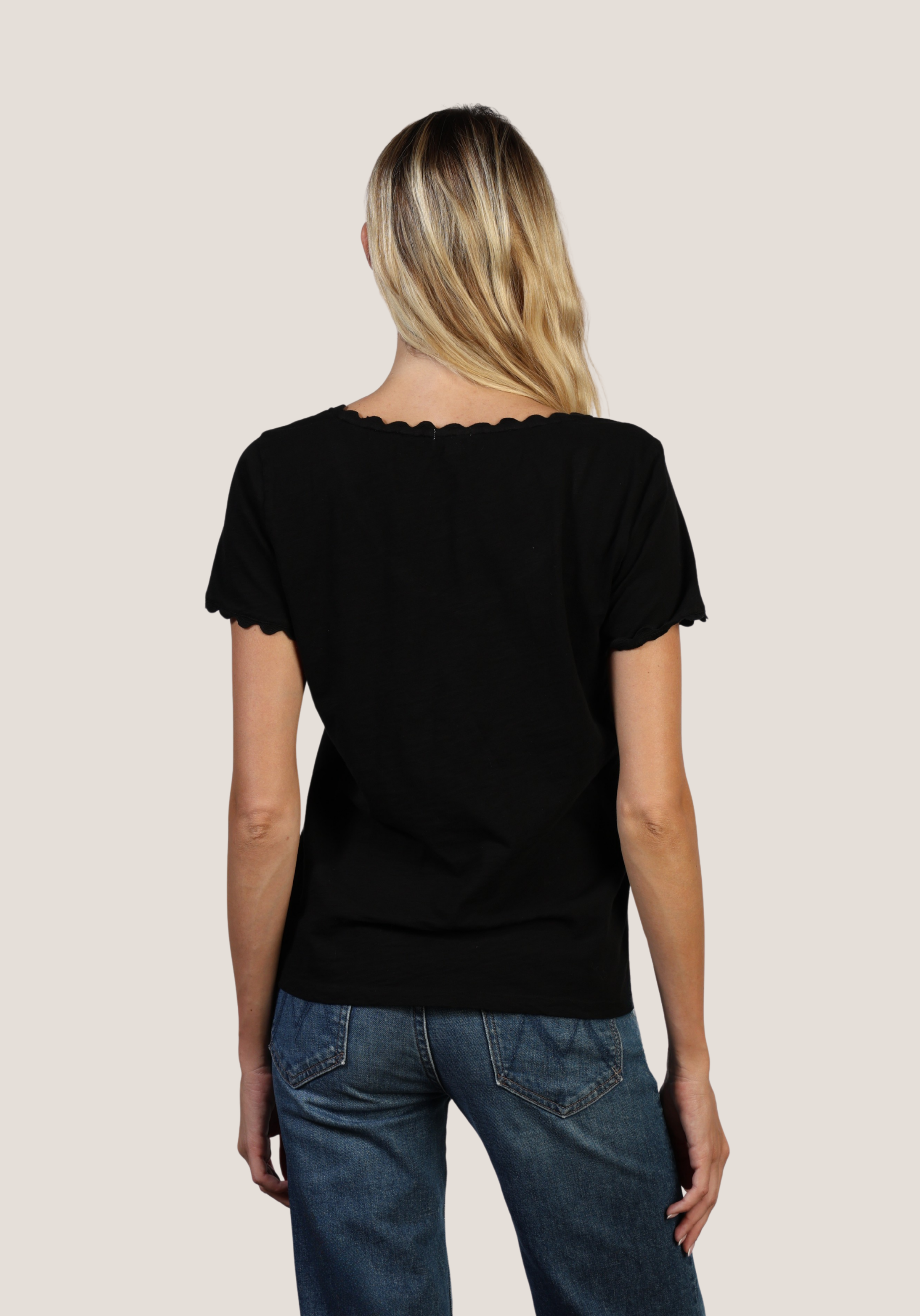 Ric-Rac Tee w/ Side Slits