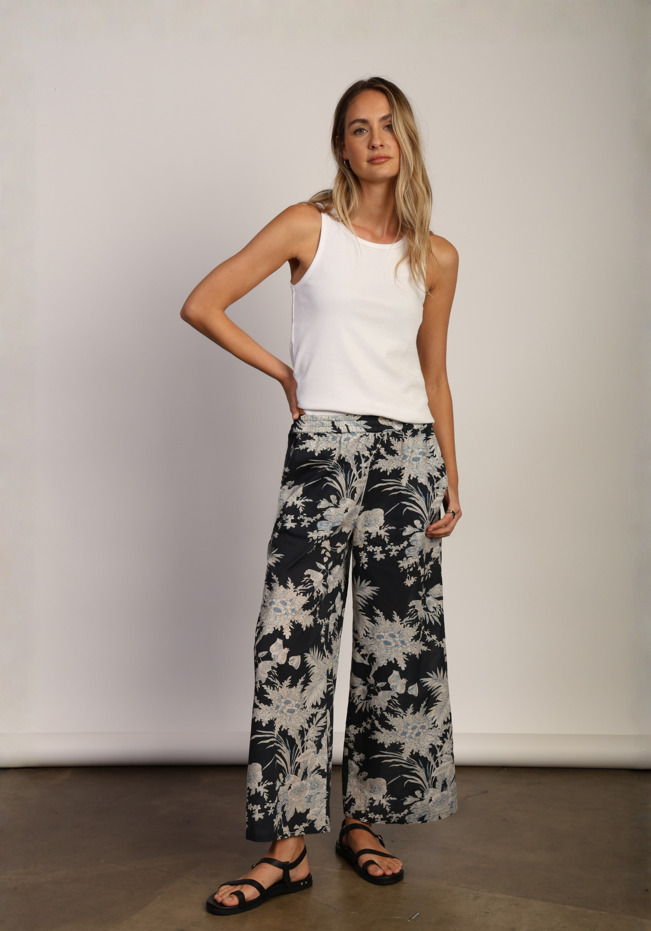 Kaia Wide Leg Pant