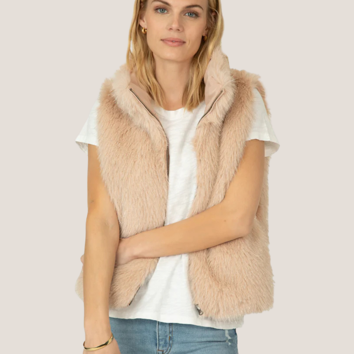JolieReversibleFurVest.png?