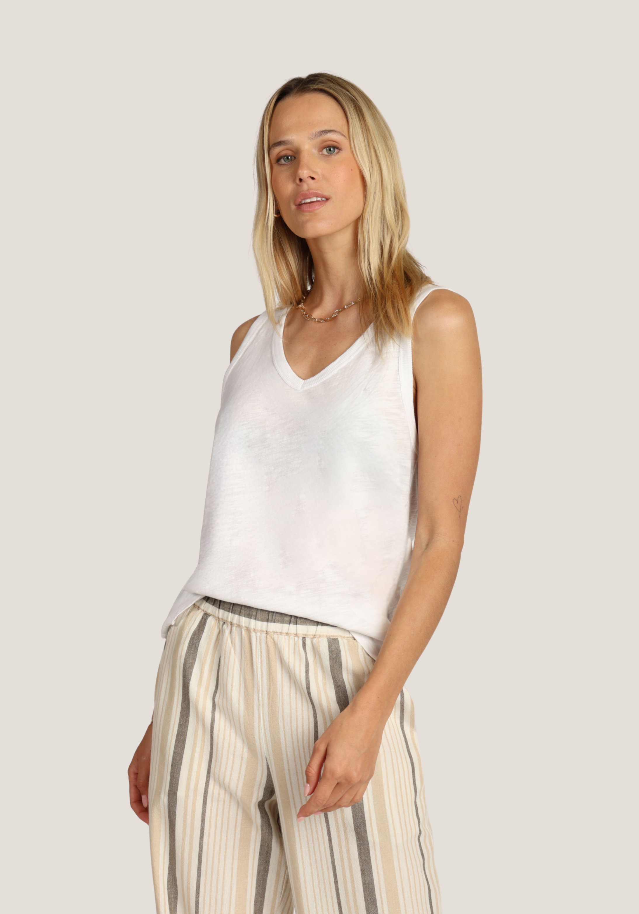 Modern Deep V-Sleeveless