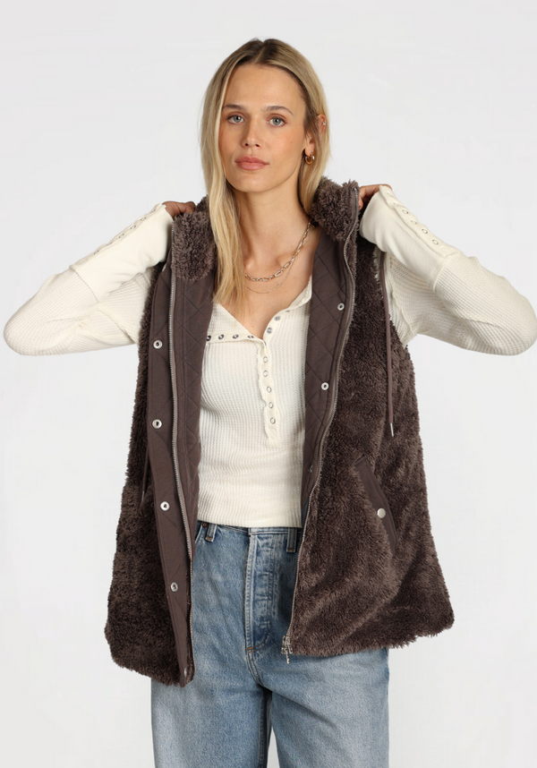 Weekend Sherpa Vest